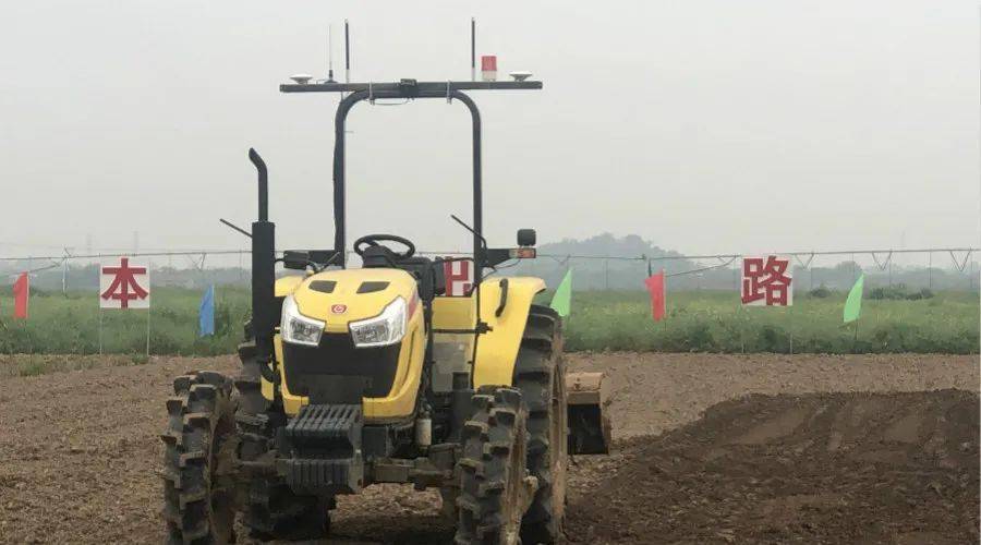 天博体育官方各种新、奇、特新型农机装备亮相湖北省田间展(图8)